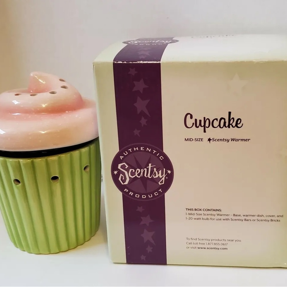 Scentsy cupcake warmer